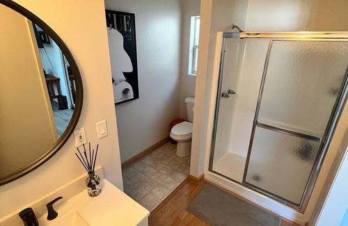 Browns Valley Cottage | Convenient Cottage in the Valley - Family Friendly Retreat