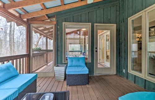 Conyers House | Pet-Friendly Cabin in Conyers with Fireplace & Game Room!