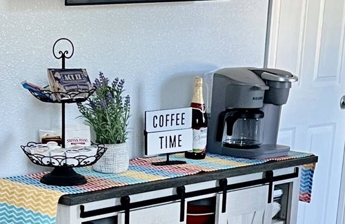 Aransas Pass House | Inviting Corner Cottage in Aransas Pass, Steps from Beaches