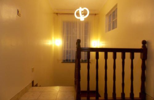 Syokimau Bed & Breakfast | Cozy Corner Ensuite Near SGR &JKIA, Syokimau