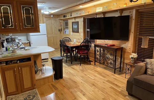 Hiawassee House | Idyllic Mountain Retreat: Pet-Friendly Getaway Near Helen, GA