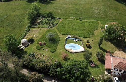 Puymaurin Apartment | Inviting Cottage with Pool, Spa & Pyrenees Views