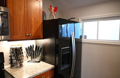 Greenville House | Inviting Cottage Steps from Downtown Greenville - Pet Friendly!