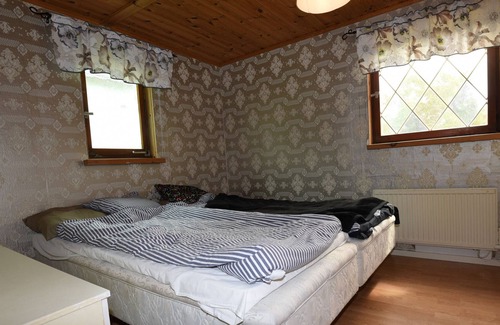 Alsterbro House | Inviting Cottage Nestled in Nature, Rated 10/10 by Guests