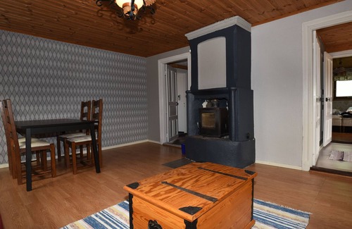 Alsterbro House | Inviting Cottage Nestled in Nature, Rated 10/10 by Guests