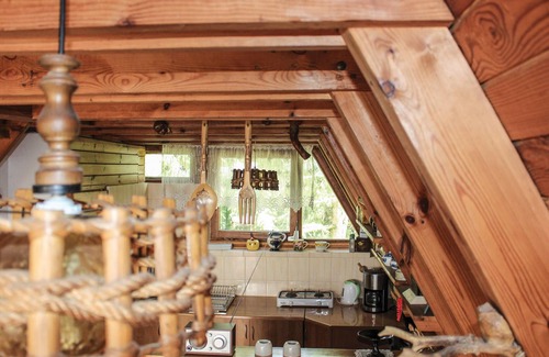 Olsztynek House | Tranquil Cottage Retreat with Lake View and Spa Amenities