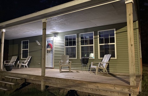 Muskegon House | Inviting Cottage Retreat Near Beautiful Lake Michigan