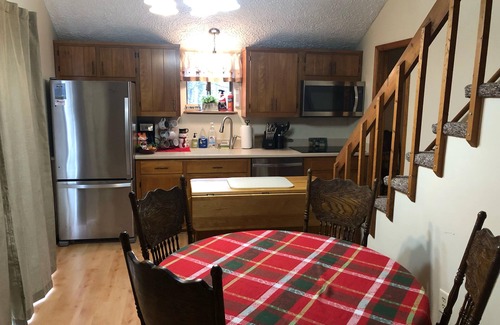 Albrightsville Cottage | Charming Cottage Retreat in the Pocono Mountains, Pet Friendly