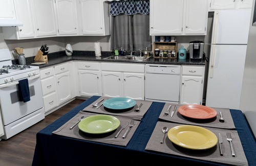 Will County House | Pet-Friendly Cottage Steps from Historic Route 66, Rated 9.4