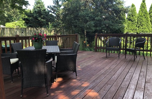 Clinton Cottage | Idyllic Cottage Steps from Clinton Marina & Hammonasset Park