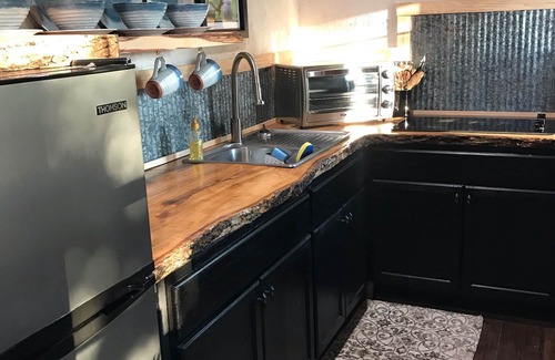 Union Cottage | Charming Cottage Retreat near Rabbit Hash, Kentucky