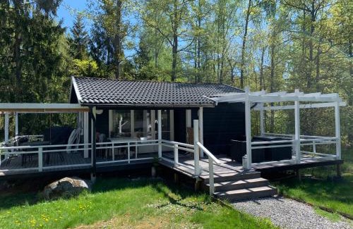 Gashaga Cabin | Inviting Cottage with Ocean Views and Hot Tub