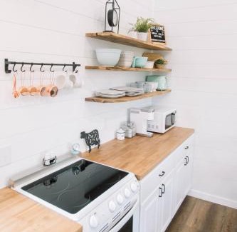 Dry Ridge House | Peaceful Tiny Home Retreat on a 250 Acre Dairy Farm