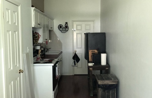 Salado House | Charming Cottage Retreat on 57 Acre Family Farm