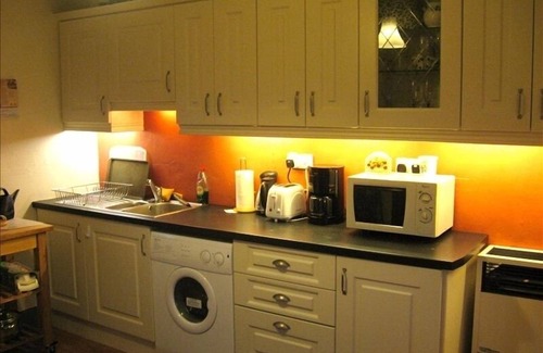 Ballyvaughan Cottage | Charming Cottage on Galway Bay with Scenic Sea Views