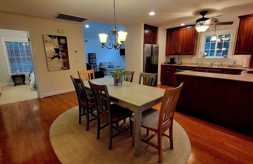 Milford House | Inviting Cottage with Ocean View at Miller Farm