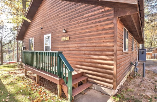 St Germain Cabin | Charming Cottage with Lake Views and Breakfast Included!