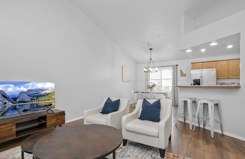 Nampa House | Pet-Friendly Cottage: Family Retreat with Top Amenities