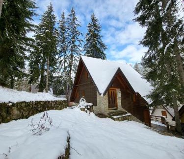 Babanovac House | Delightful Child-Friendly Stay at Cozy Cottage Vlašić