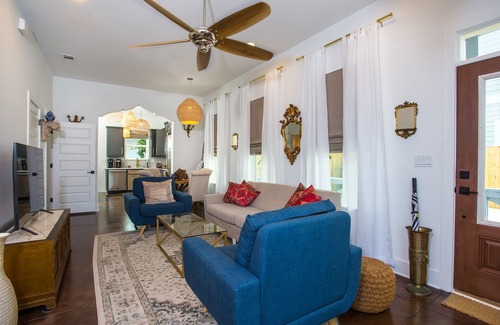 Ono Island House | Charming Bohemian Cottage – Pet & Child Friendly Retreat