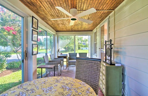 Cambridge House | Charming Cottage with Yard Near Choptank River and Pool