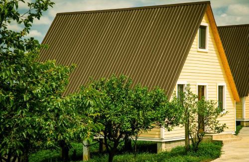Kobuleti Ski Chalet | Charming Cottages at Kondidi: Family and Pet Friendly Getaway
