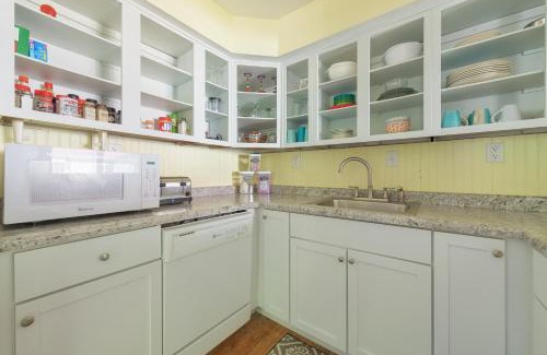 West Wing Estates House | Charming Cottage Retreat Near Lake Michigan Beach Access