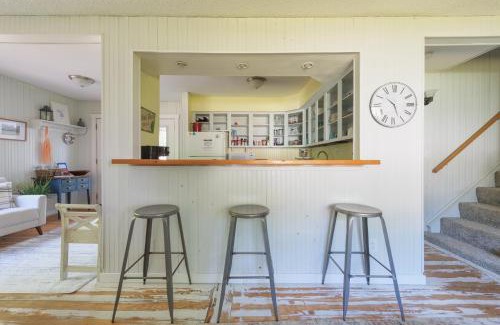 West Wing Estates House | Charming Cottage Retreat Near Lake Michigan Beach Access