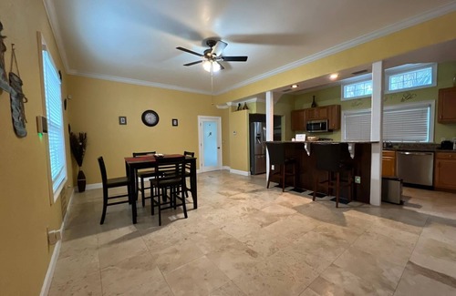 Pinellas Point House | Inviting Country Charm with Pet-Friendly Amenities