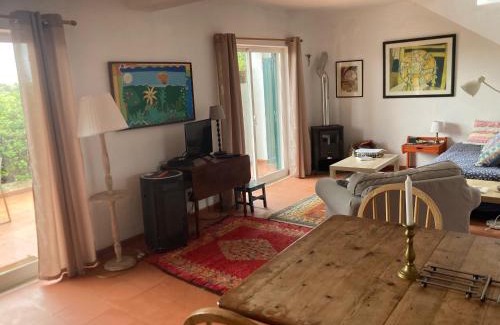 Azoia House | Pet-Friendly Country House Steps from Beautiful Beaches