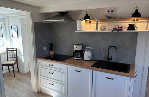 Arlewatt Cottage | Charming Country House Retreat in Olderup with Garden