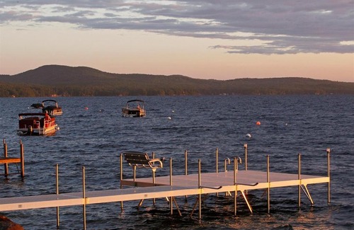 Standish Villa | Child-Friendly Cozy Cove Cottage for Up to 6 Guests