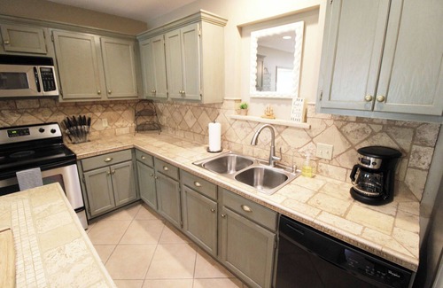 Langley House | Cozy Cove Grand Lake Home - Near cove with ramp
