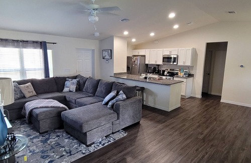LaBelle House | Ideal Family Retreat with Oceanfront Views and Spa Access