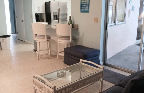 Cape Coral House | Relax and Renew in a Cozy Riverfront Retreat with Pool
