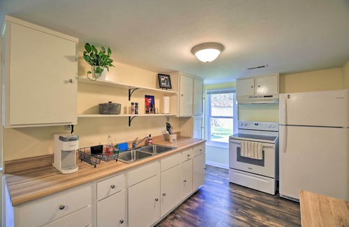 Damascus House | Inviting Damascus Home Near Appalachian Trail & Spa