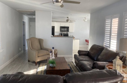 Wellington House | Discover Desert Creek Bungalow: 10/10 Rated Family Retreat