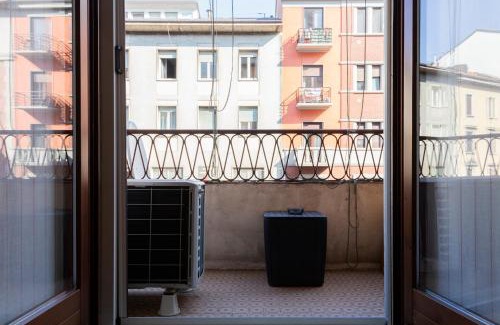 Stadera Apartment | Cozy Design House - 15 Minutes From NAVIGLI-HUMANITAS