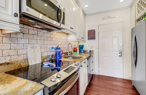 Naples Resort | Idyllic Designer Studio with Marina Views in Naples
