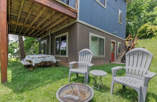 Asheville Apartment | Welcoming 2 Bedroom Suite in West Asheville - Rated 9.8