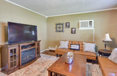 DuBois House | Inviting DuBois Home with Hot Tub & Deck near Treasure Lake