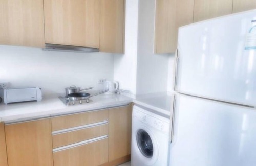 Pratunam Apartment | Convenient Duplex Near Airport Link & BTS With Pool Access