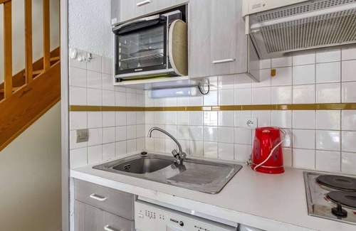 Bareges Apartment | Family-Friendly Apartment Barèges with Spa and Kitchen