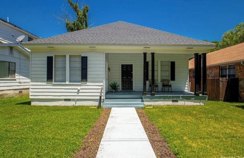 North Little Rock House | Historic Argenta Duplex: Pet-Friendly & Guest Rated 10/10