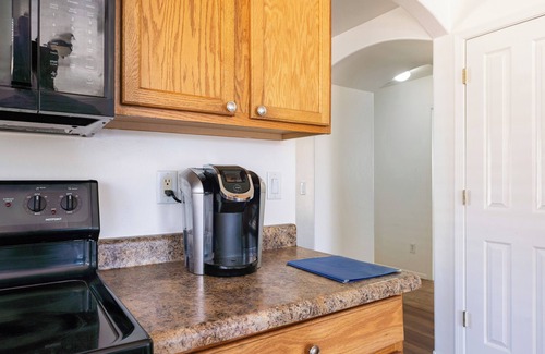 Harrison East South House | Quiet East Side Retreat with Breakfast & Perfect 10 Rating