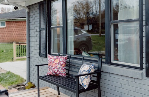 Jeffersonville House | Beautiful Home Near Downtown Louisville with Breakfast Included