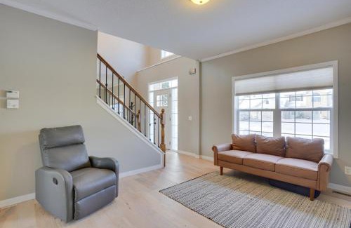 Eden Prairie House | Inviting Eden Prairie Retreat Near Twin Cities Attractions