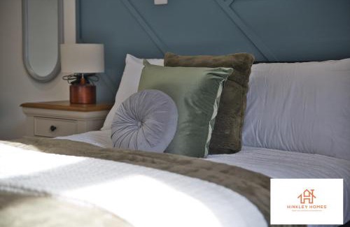 Bridgwater Apartment | Charming 1-Bedroom House in Somerset for Two by Hinkley Homes