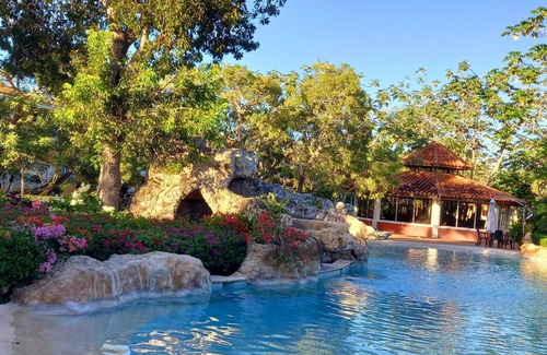 Guayacanes Apartment | Family-Friendly 3BR Retreat with Pool & Spa Near Beach