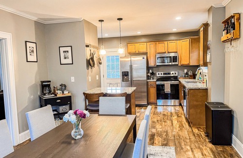 Cincinnati House | Family & Pet-Friendly 3-Bedroom Retreat near Downtown